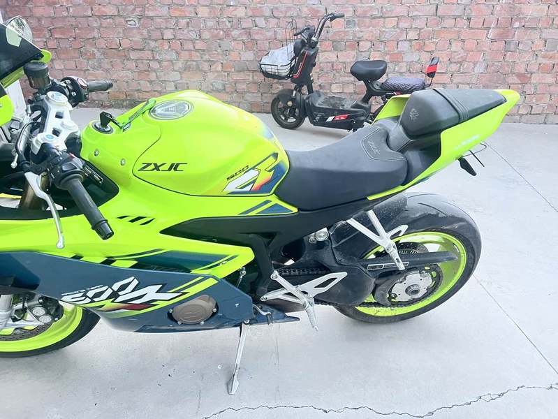 二手张雪机车500RR