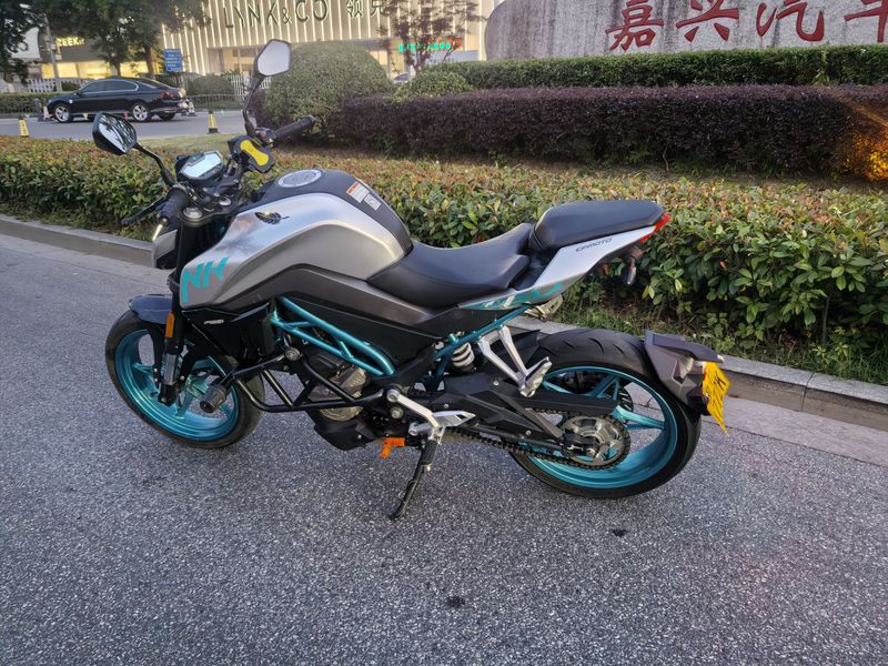 二手春风250NK