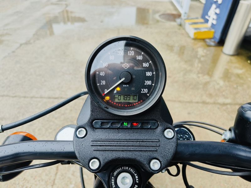 二手哈雷戴维森Iron883 硬汉