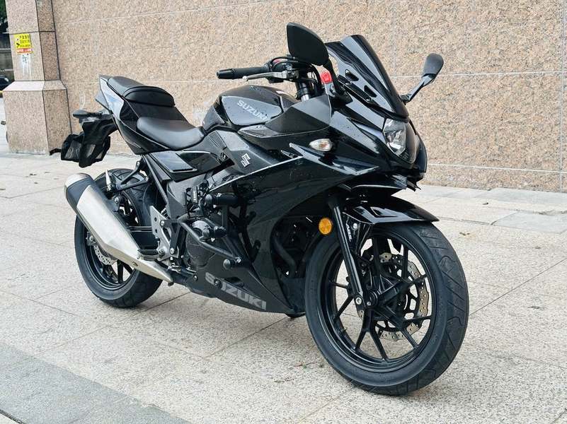 二手豪爵铃木GSX250R