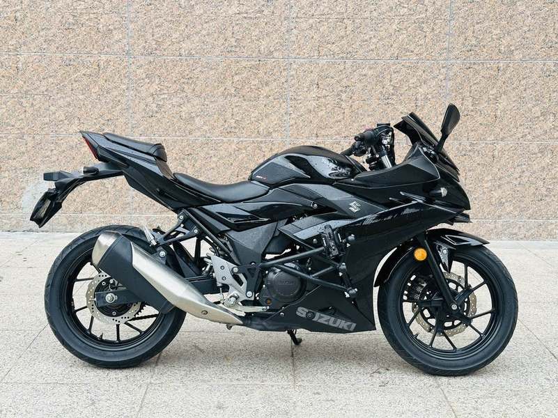二手豪爵铃木GSX250R