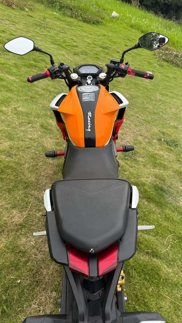 二手五羊本田CB190R 暴锋眼