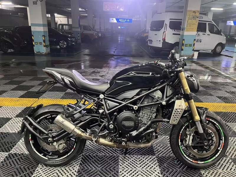 二手贝纳利752S