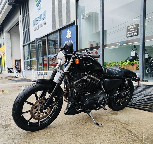 二手哈雷戴维森Iron883 硬汉