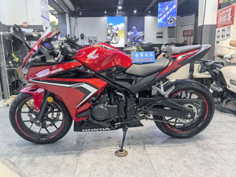 二手本田CBR400R