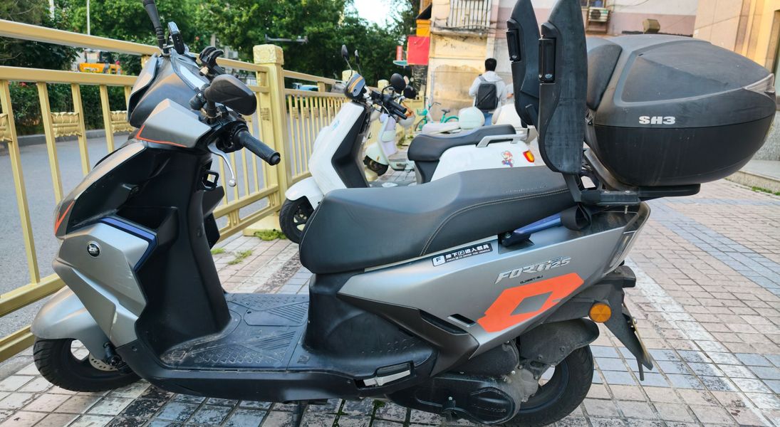 二手QJMOTOR鸿125