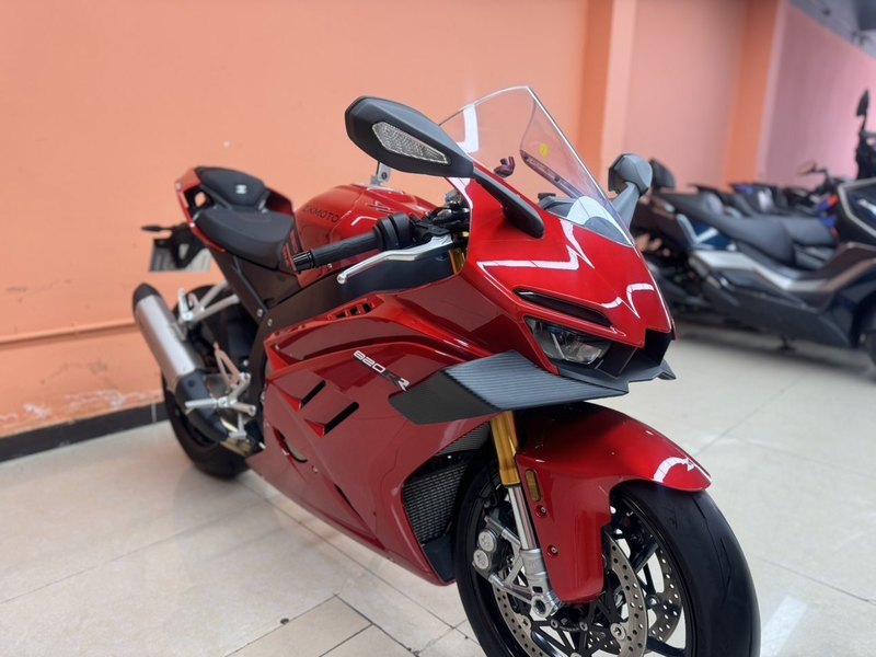 二手张雪机车820RR