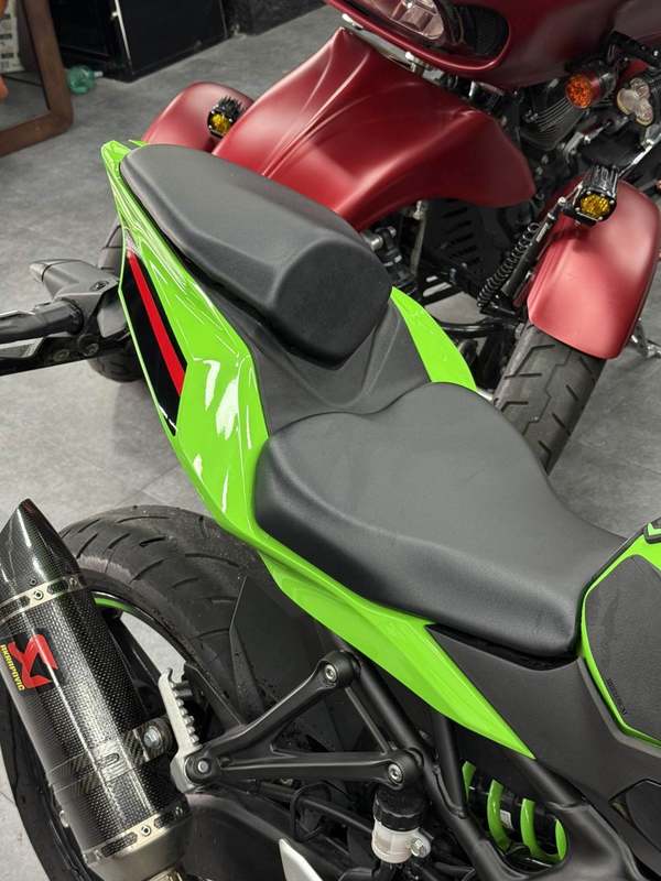 二手川崎ZX-4R