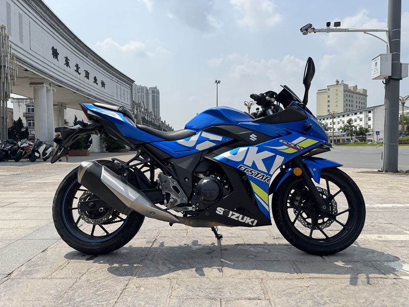 二手豪爵铃木GSX250R