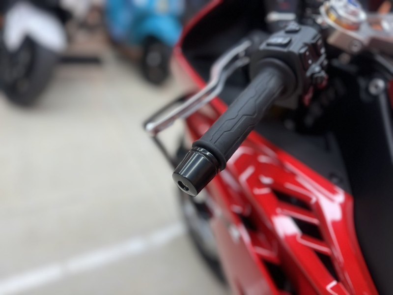 二手张雪机车820RR