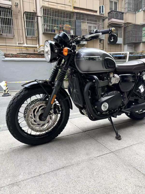 二手凯旋Bonneville T120