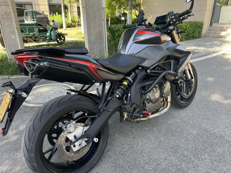 二手贝纳利TNT600i