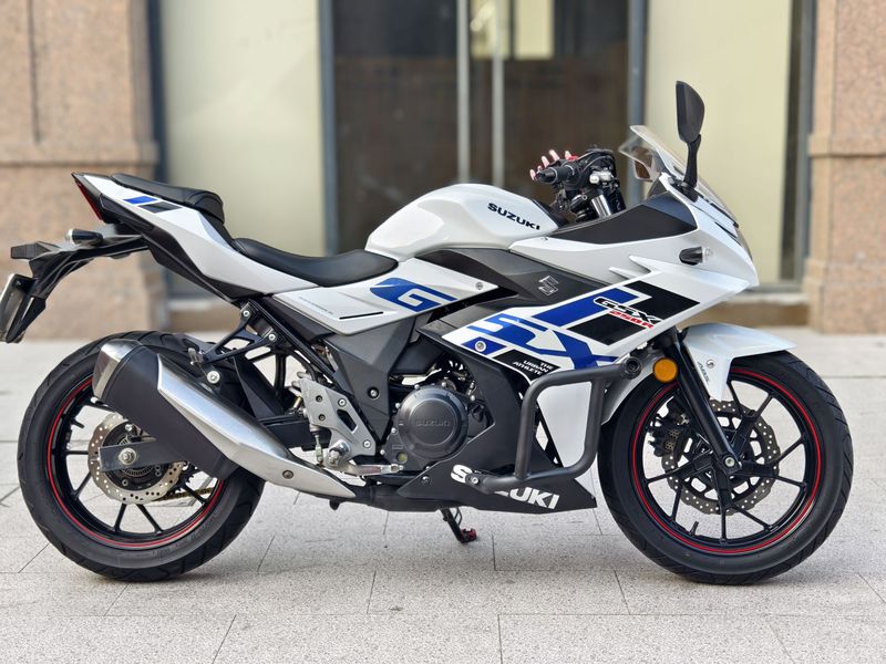 二手豪爵铃木GSX250R