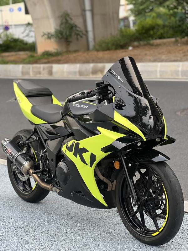 二手豪爵铃木GSX250R