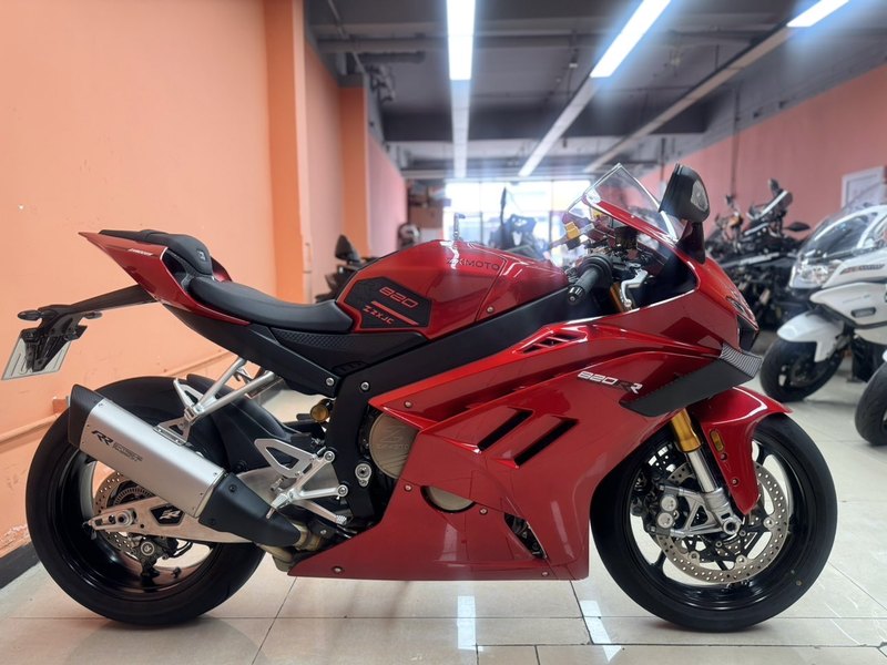 二手张雪机车820RR