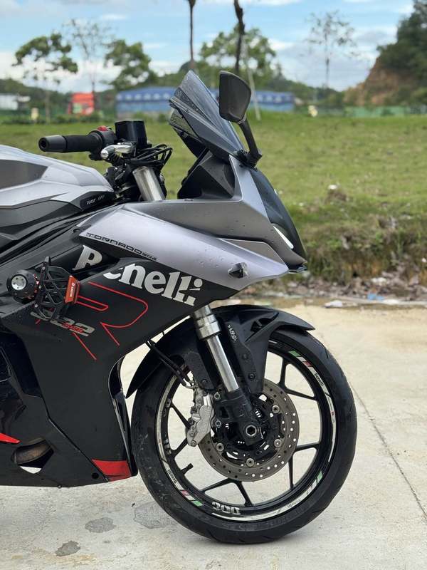 二手贝纳利龙卷风 Tornado 302R