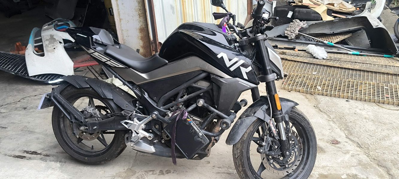 二手春风250NK