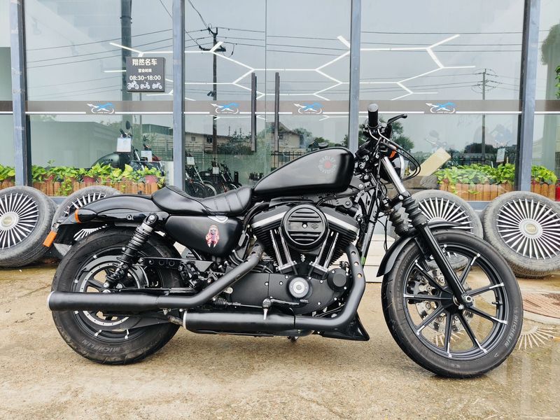 二手哈雷戴维森Iron883 硬汉