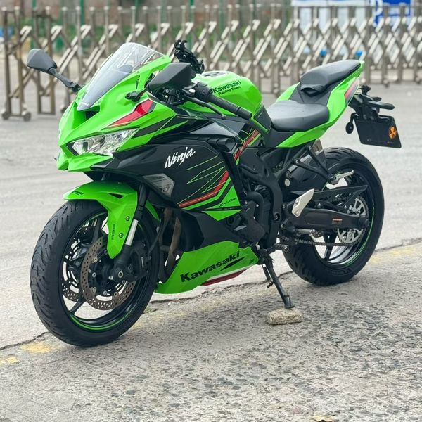 二手川崎ZX-4R