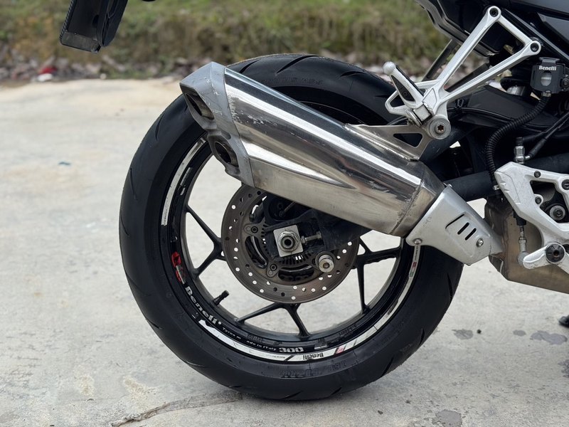 二手贝纳利龙卷风 Tornado 302R