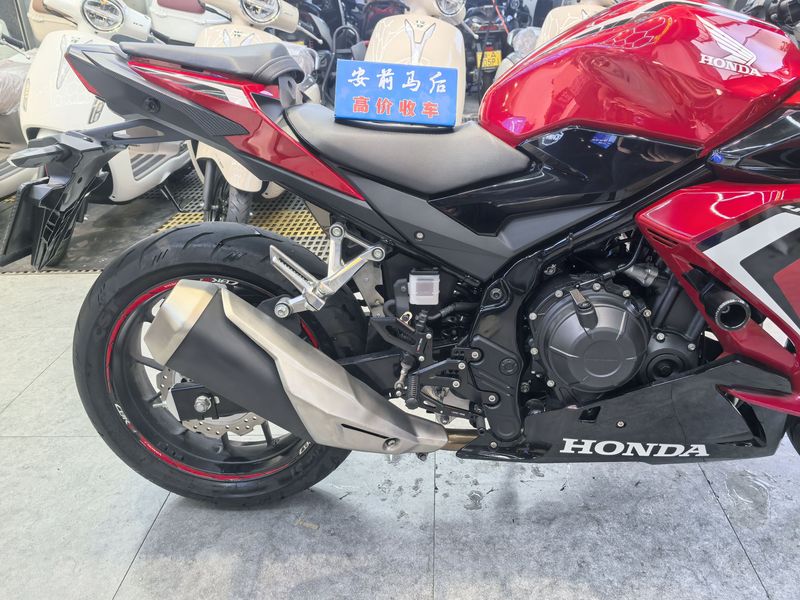 二手本田CBR400R