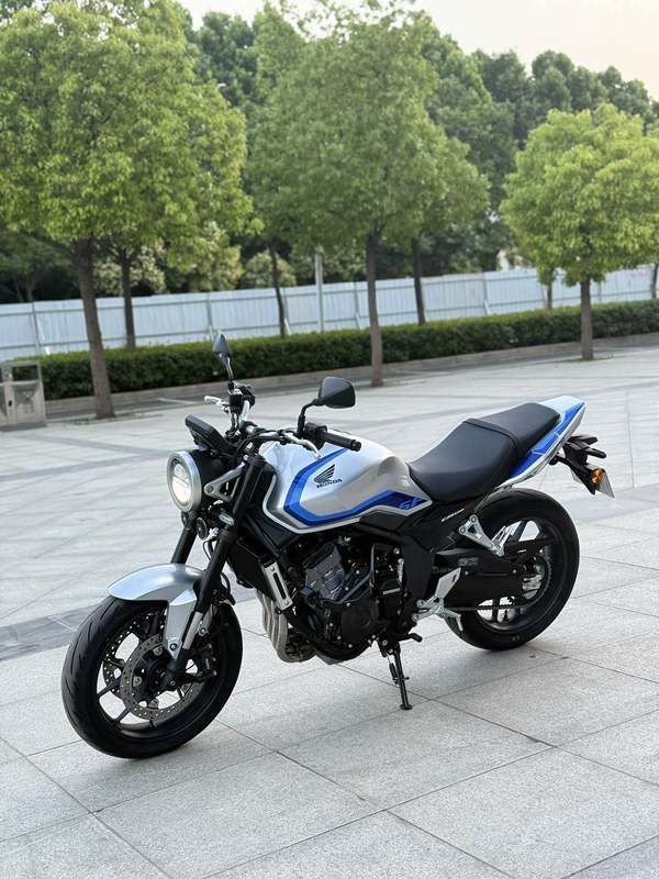 二手本田CB500 Super Four