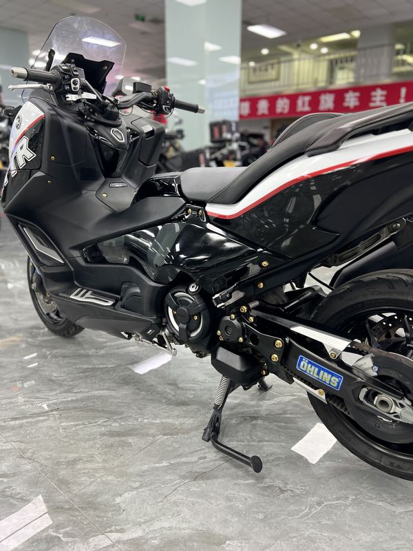 二手雅马哈TMAX