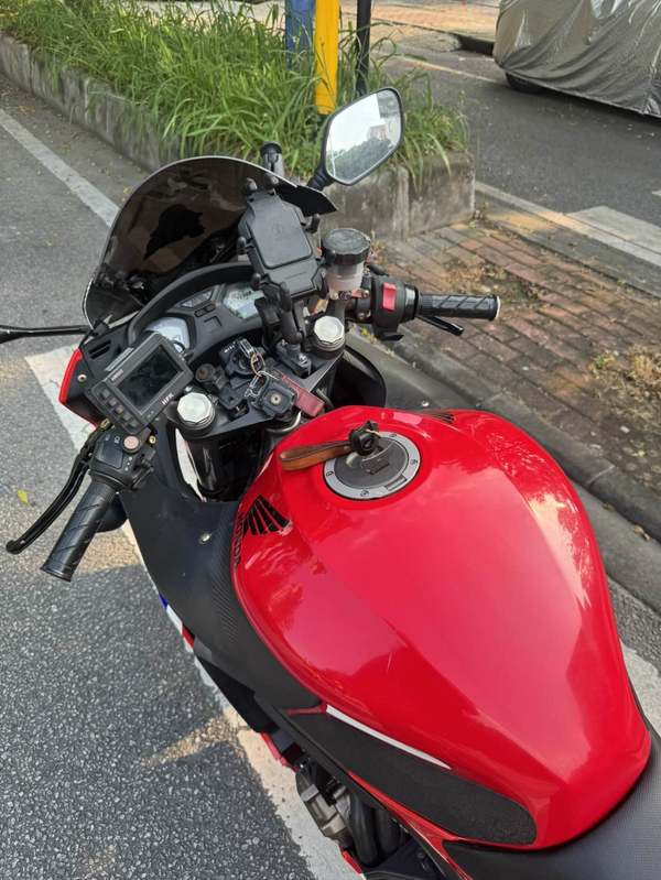 二手本田CBR650F