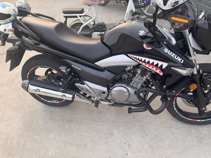 二手豪爵铃木骊驰 GW250