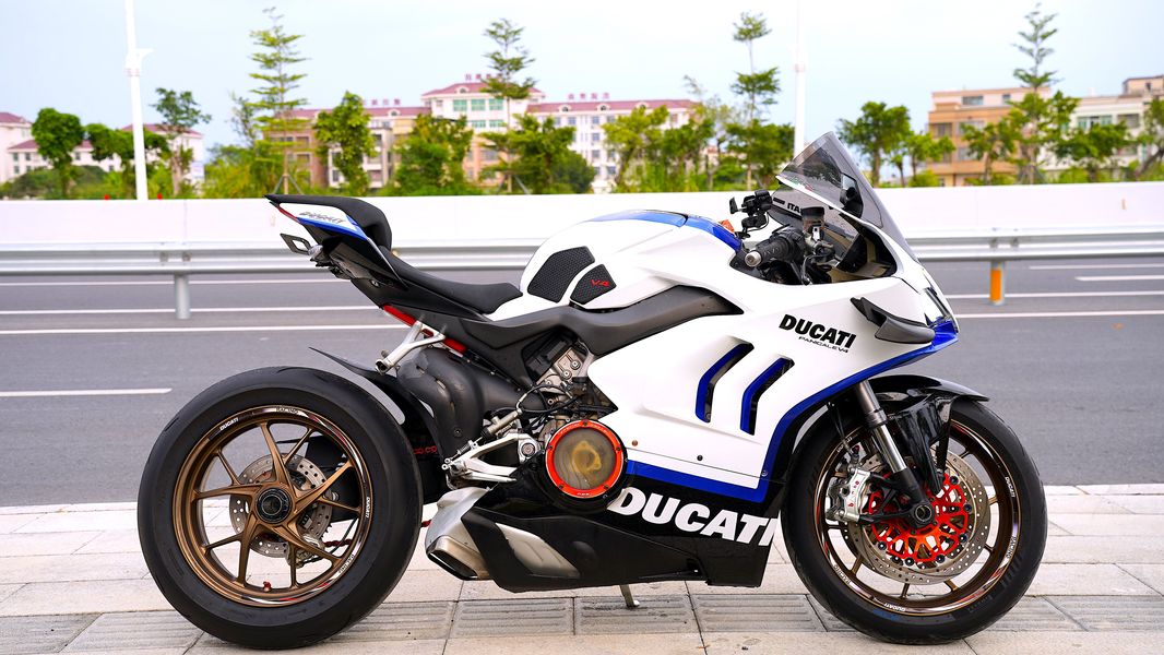二手杜卡迪Panigale V4