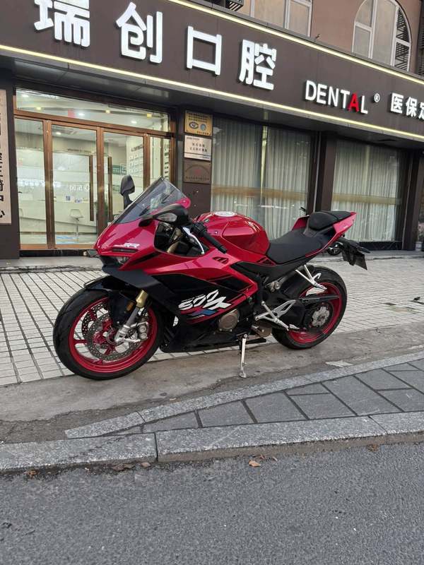 二手张雪机车500RR