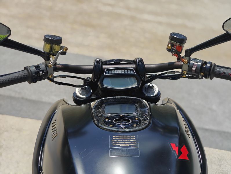 二手杜卡迪Diavel Strada