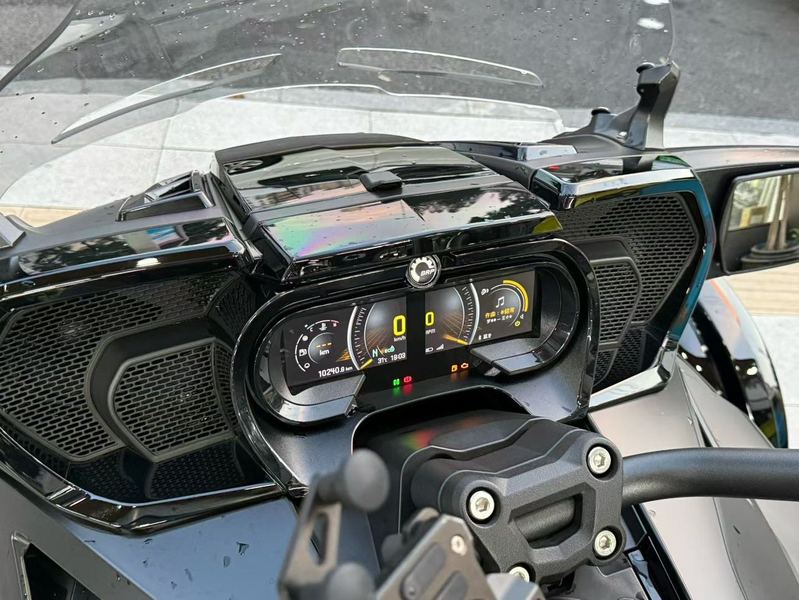 二手庞巴迪Spyder F3 