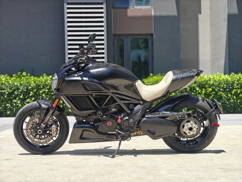 二手杜卡迪Diavel Strada