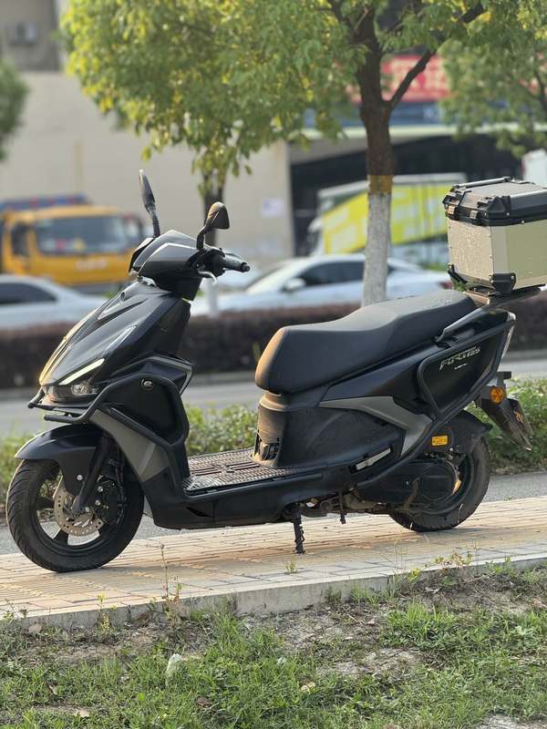 二手QJMOTOR鸿125