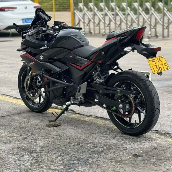 二手豪爵铃木GSX250R