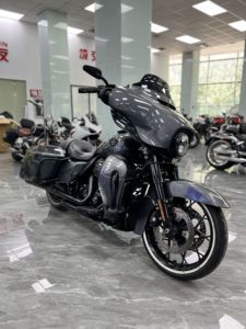 二手哈雷戴维森大道滑翔 Street Glide