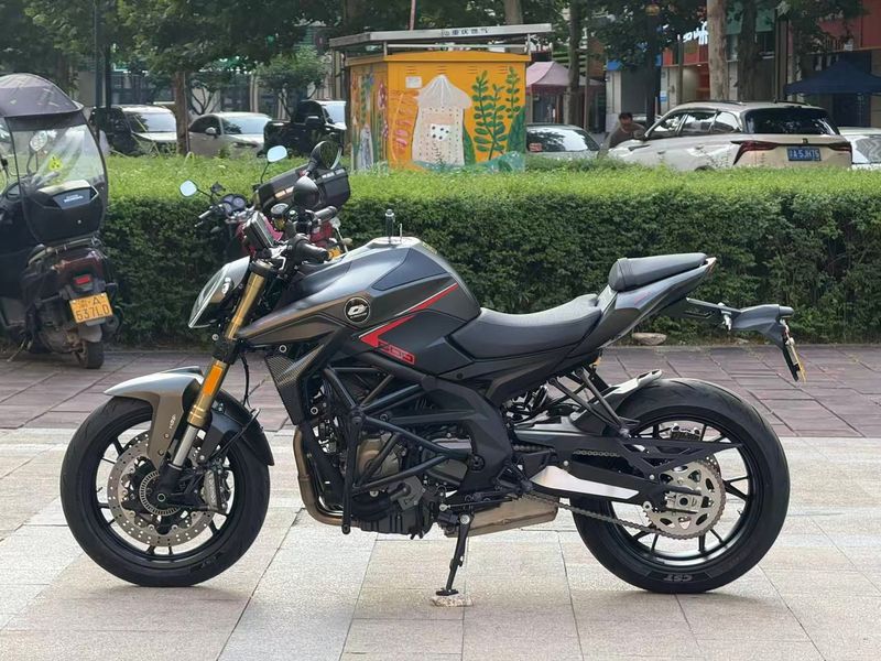 二手QJMOTOR追600