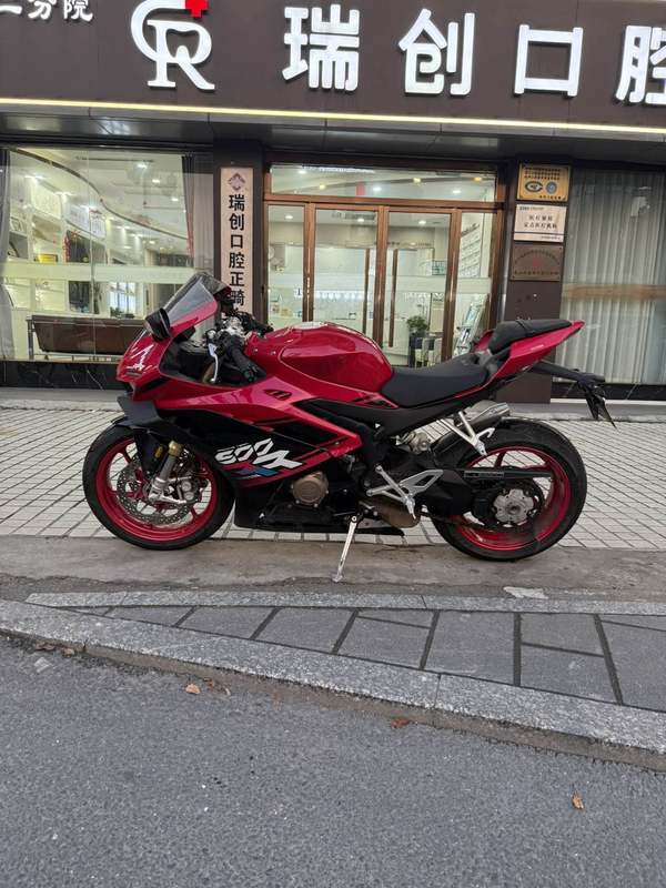 二手张雪机车500RR