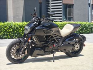 二手杜卡迪Diavel Strada