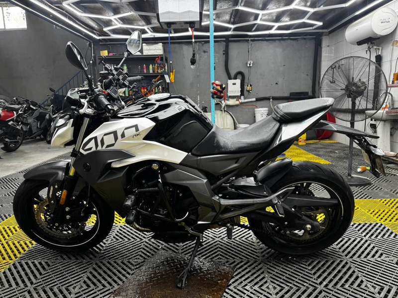 二手春风400NK