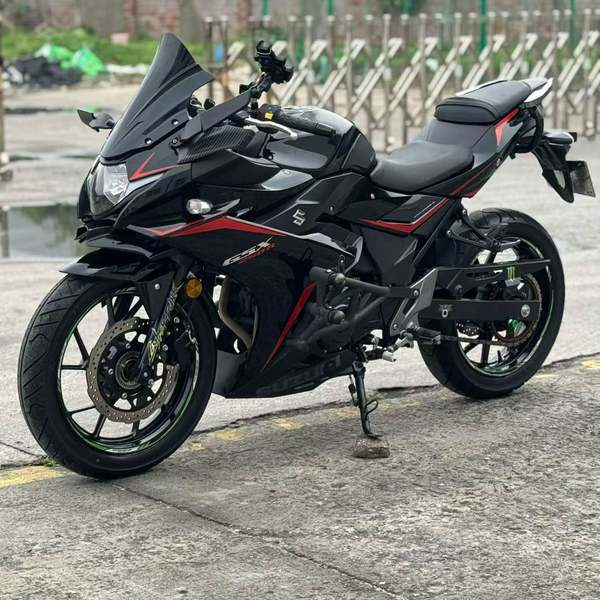 二手豪爵铃木GSX250R