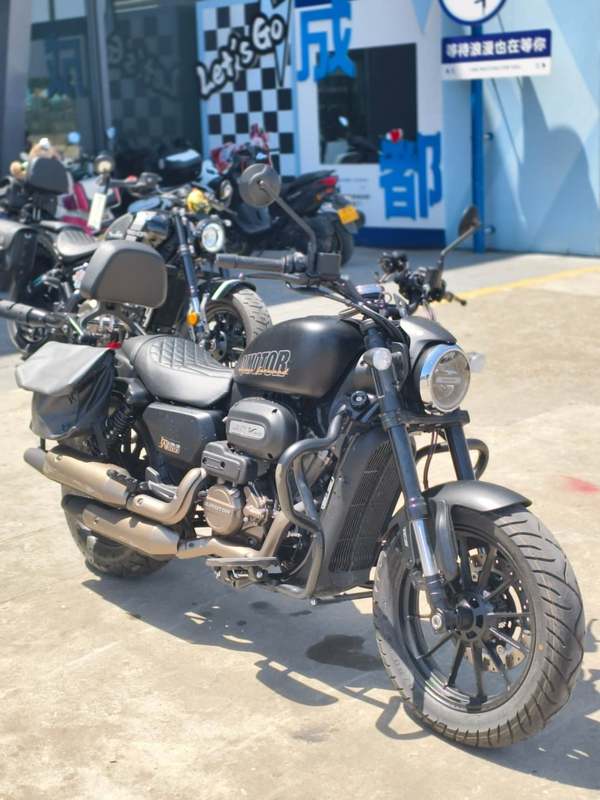 二手QJMOTOR闪300