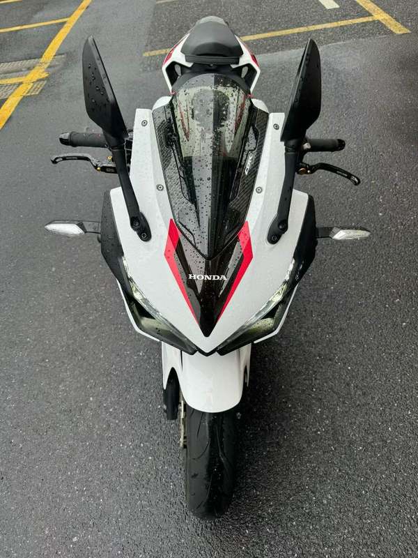 二手本田CBR400R