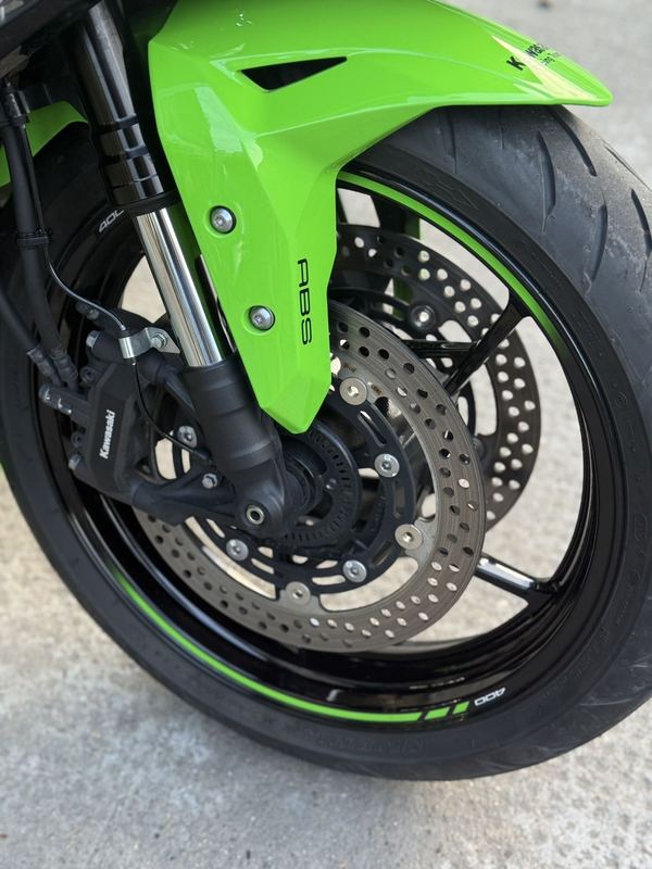二手川崎ZX-4R