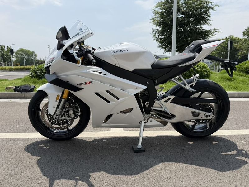 二手张雪机车820RR