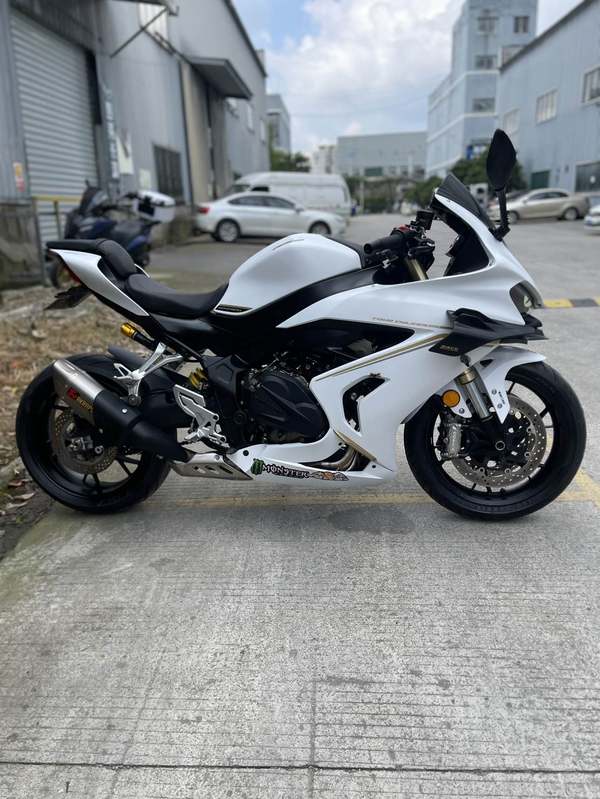 二手QJMOTOR赛800