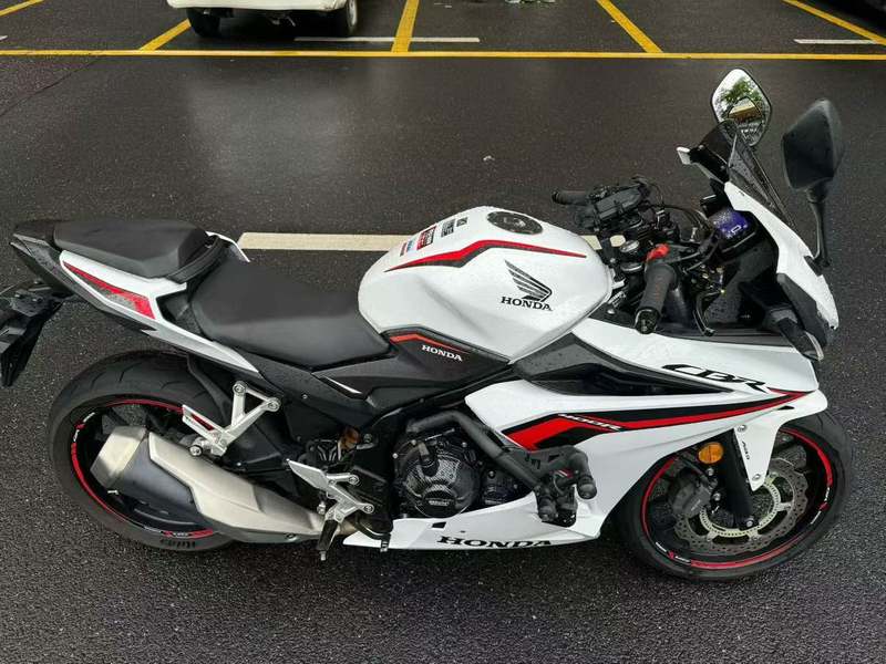 二手本田CBR400R