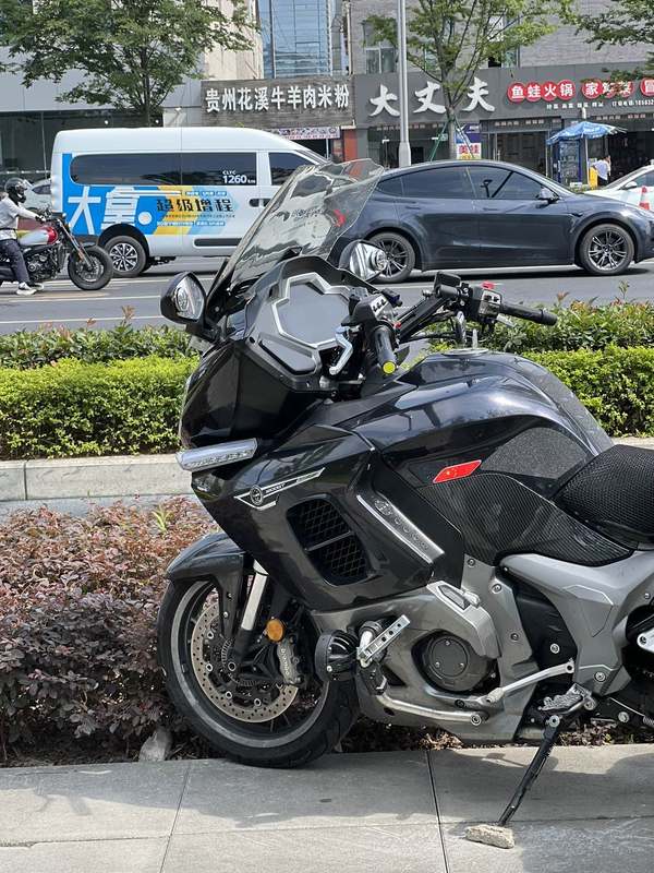 二手贝纳利1200GT