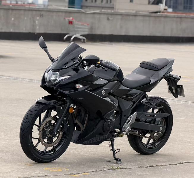 二手豪爵铃木GSX250R